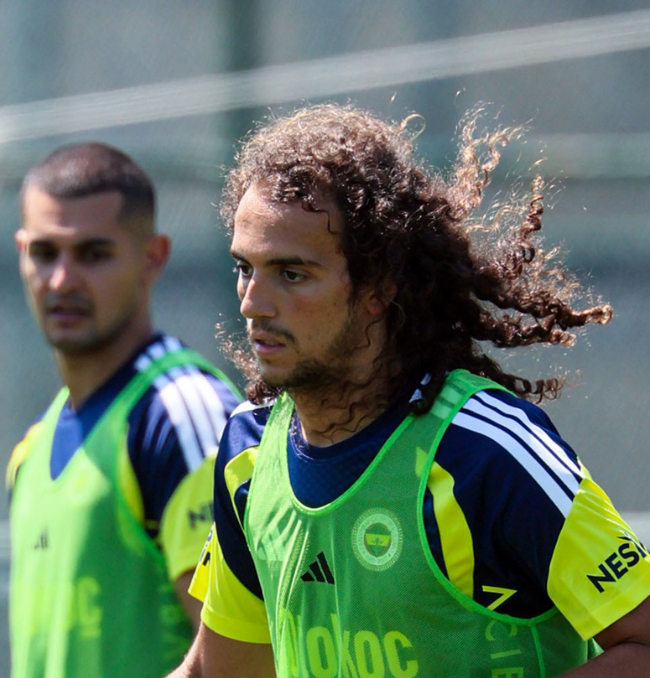 Fenerbahçe dar alanda hücum çalıştı!