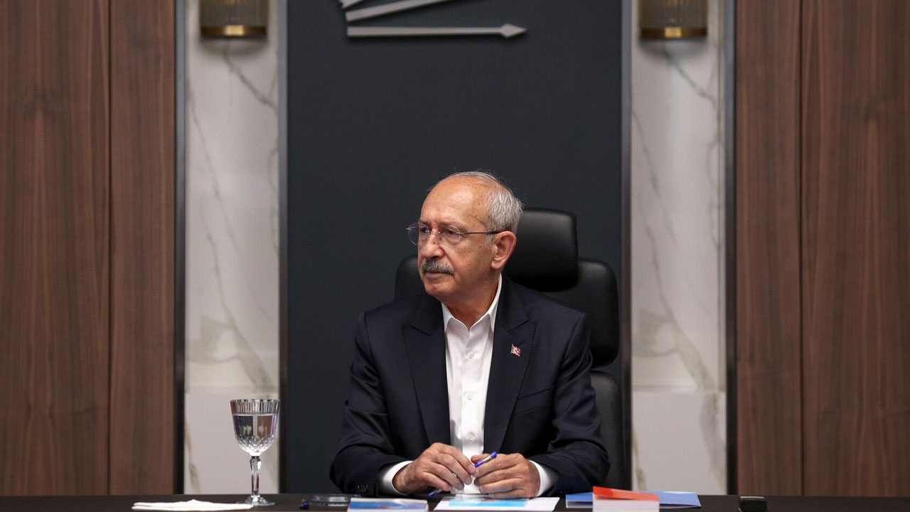 CHP'de iki isme daha ihraç talebi!