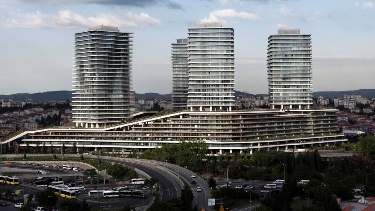 Zorlu Center satılıyor mu? Şirkette nakit akışı krizi!