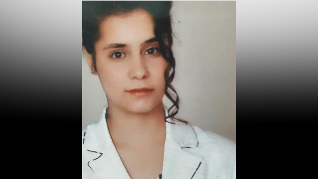 Cesedi 17 yıl sonra bulunan Ebru toprağa verildi!