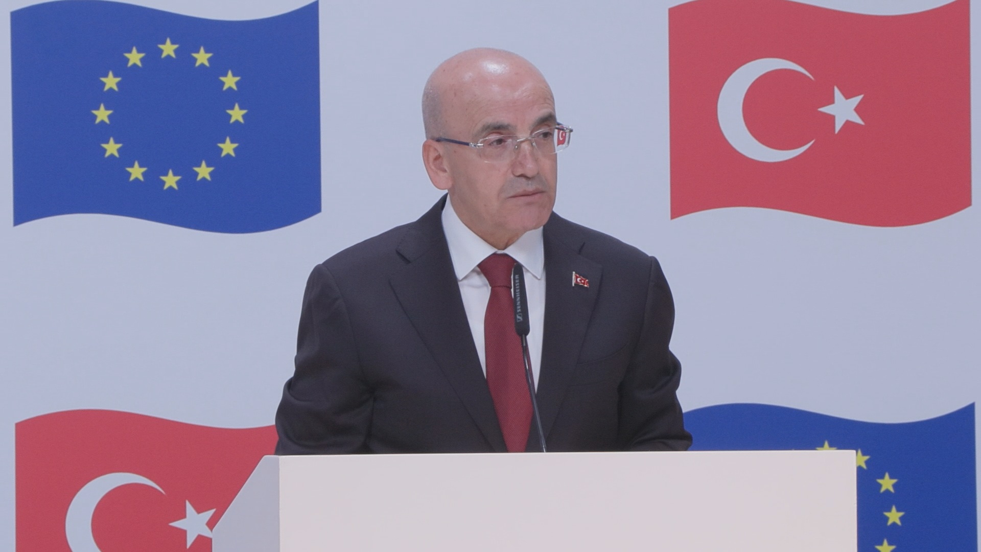 Tek Avro Ödeme Alanı'na katılım için niyet mektubu verildi!