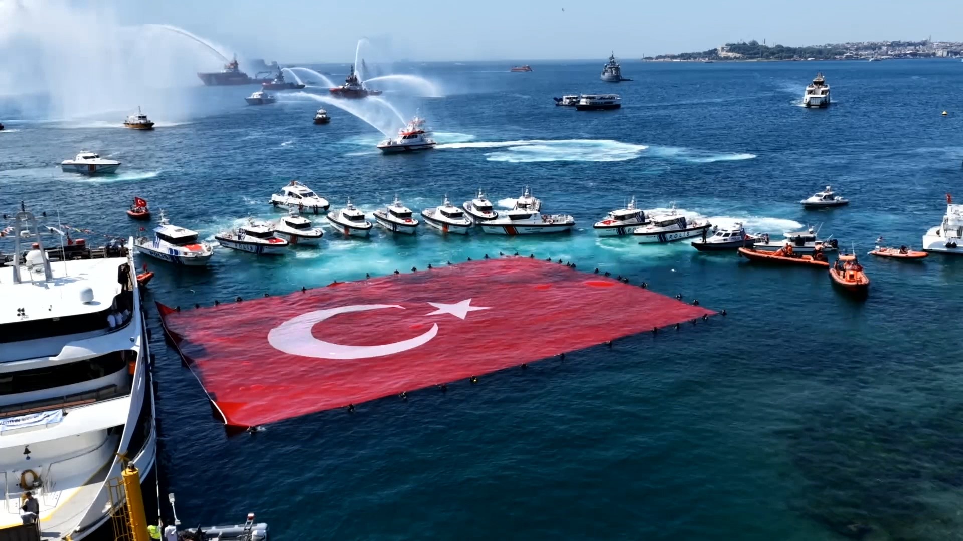 Denizcilik ve Kabotaj Bayramı'nın 100'üncü yıl dönümü İstanbul'da kutlandı!