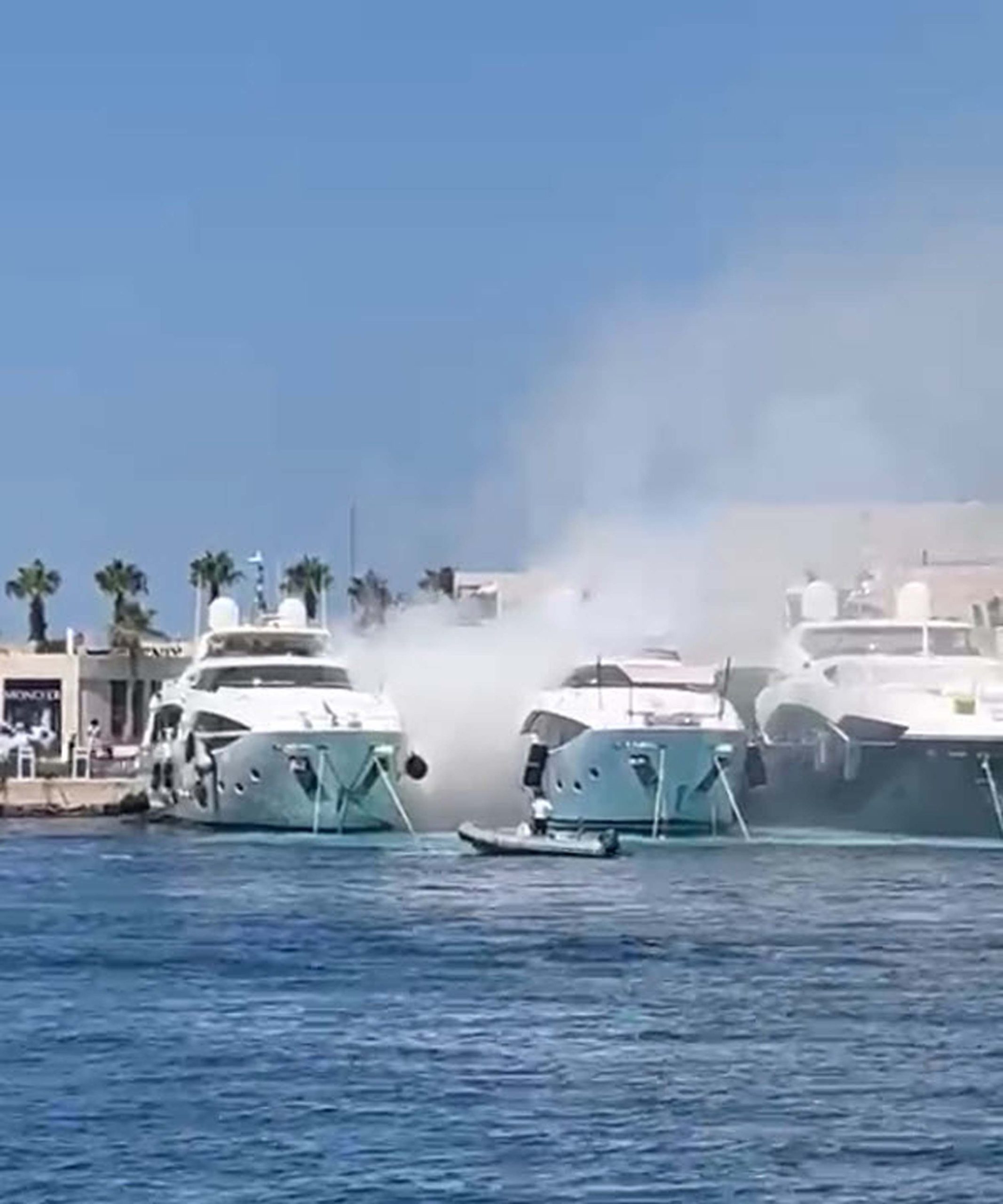 Bodrum Marina'da patlama paniği!
