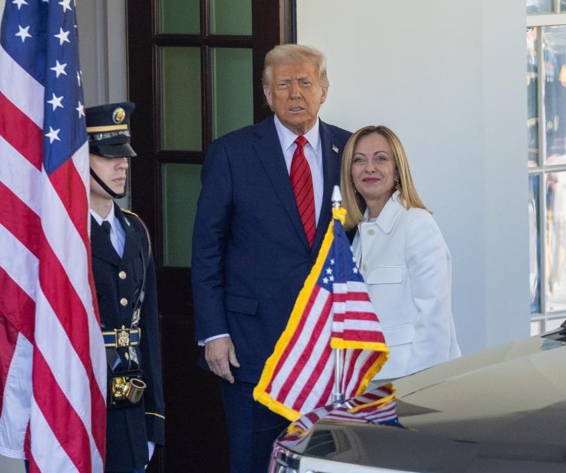 Trump'ın Meloni paylaşımı dünya gündeminde!