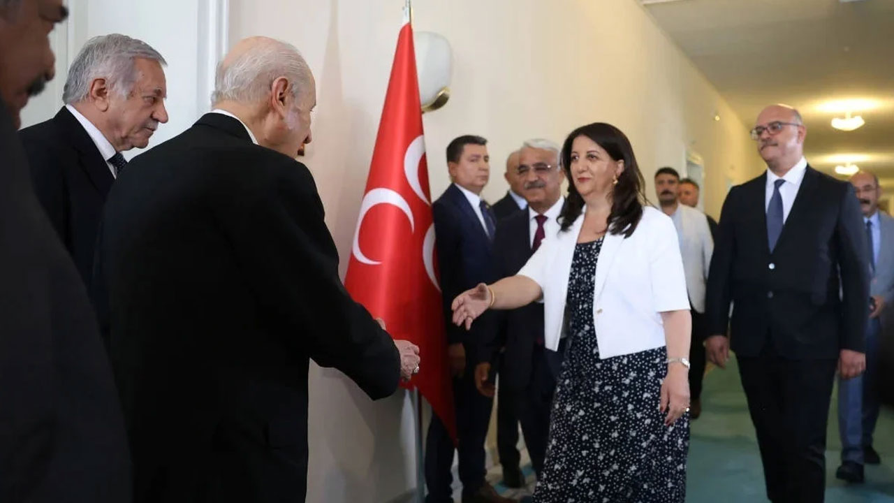 Bahçeli'yle İmralı heyeti arasında kritik görüşme!