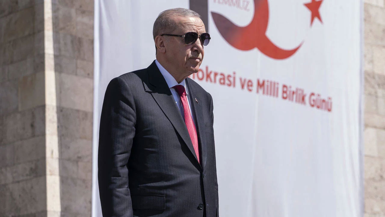 Cumhurbaşkanı Erdoğan'dan 'FETÖ' uyarısı! "Gardımızı düşürmeyeceğiz"