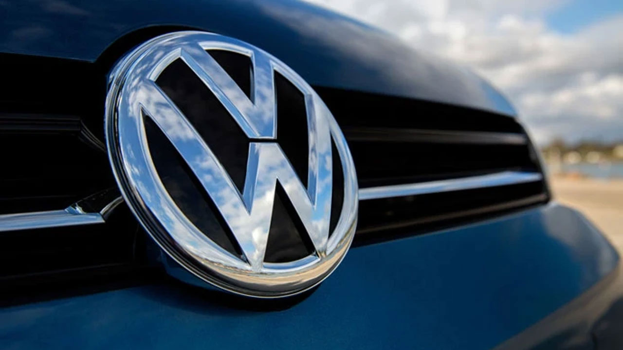 Volkwagen'de deprem: 100 bin kişi işten çıkarılıyor